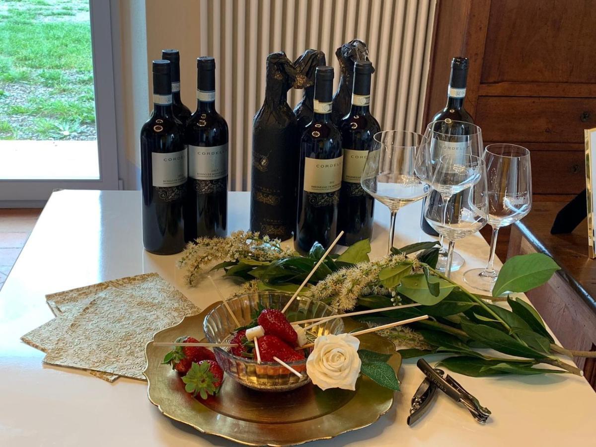Cordella In Valdorcia Truffle And Olive Oil Resort 몬탈치노 외부 사진