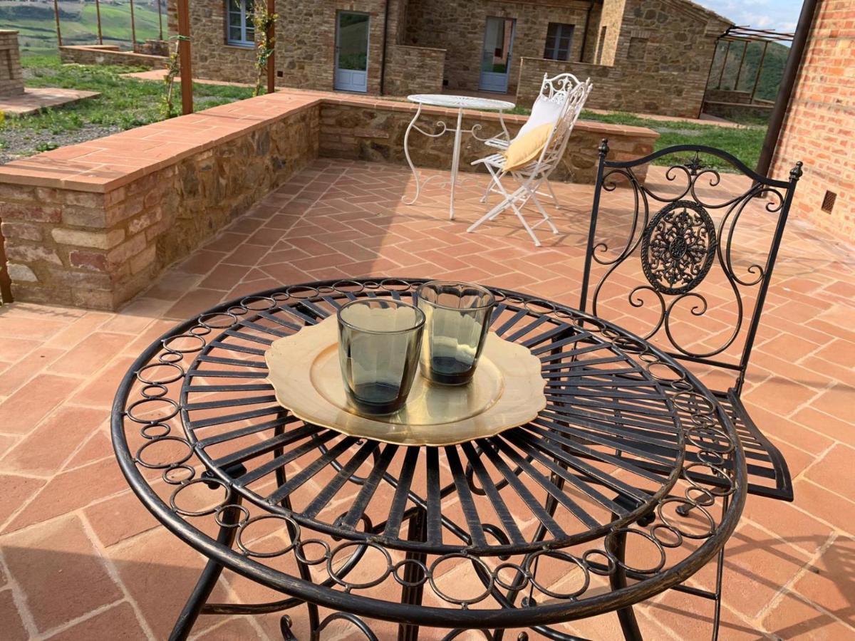 Cordella In Valdorcia Truffle And Olive Oil Resort 몬탈치노 외부 사진
