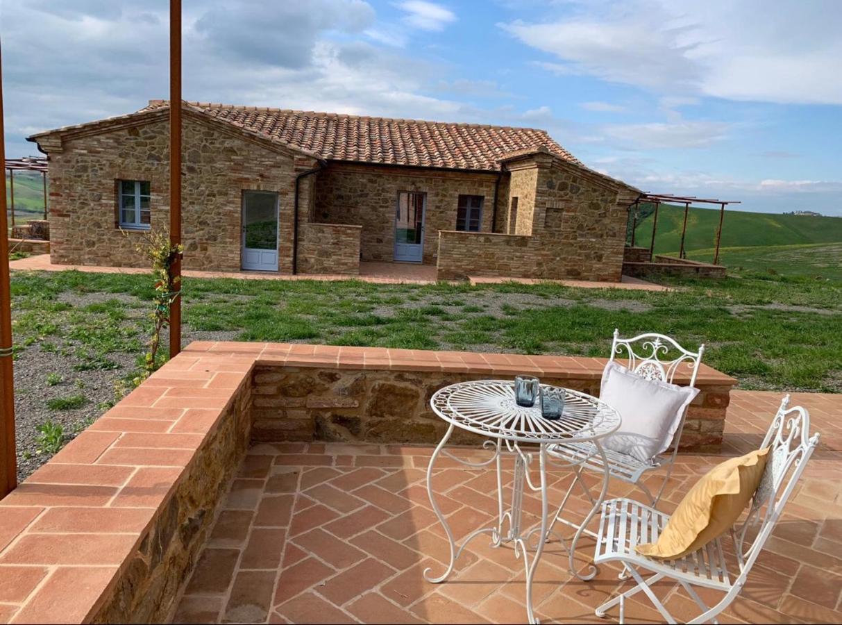 Cordella In Valdorcia Truffle And Olive Oil Resort 몬탈치노 외부 사진