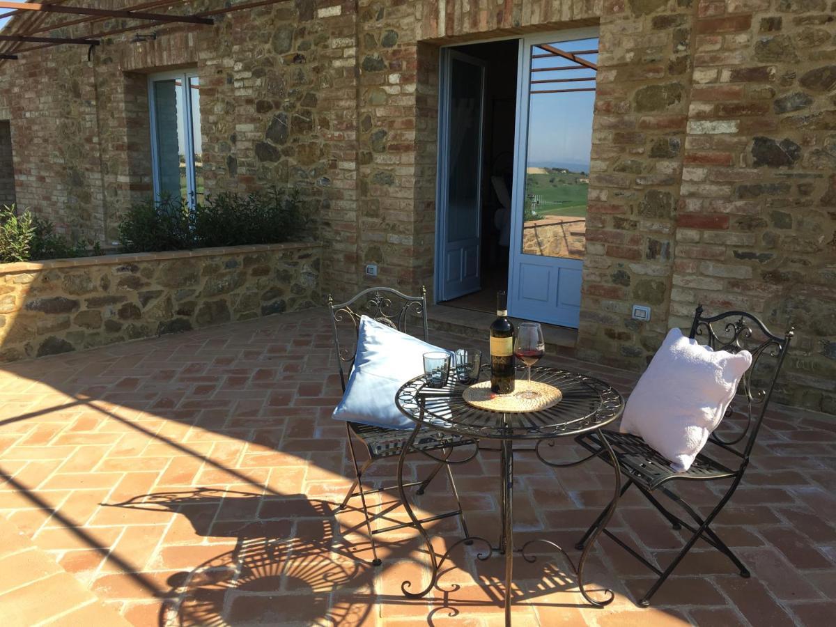 Cordella In Valdorcia Truffle And Olive Oil Resort 몬탈치노 외부 사진